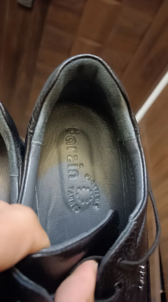 کفش روزمره مردانه کفش فرزین مدل چرم طبیعی ویبرام