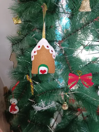 آویز تزئینی ریماز مدل درخت کریسمس کد001 بسته 11عددی