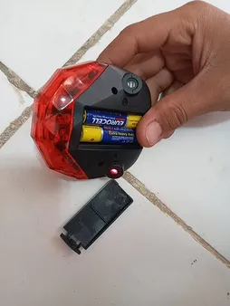 چراغ عقب دوچرخه مدل لیزری