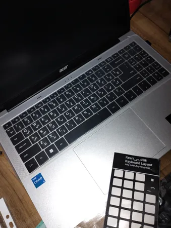 برچسب حروف فارسی کیبورد طرح مات به همراه محافظ کیبورد مناسب برای لپ تاپ 15.6 اینچ