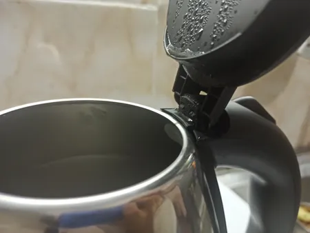 کتری برقی اسکارلت مدل SC-20A