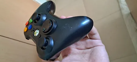 دسته بازی ایکس باکس مدل اسلیم مناسب برای XBOX360