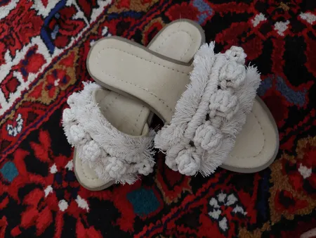 صندل زنانه مدل مکرومه رنگ شیری