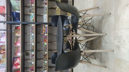 میز و صندلی ناهار خوری 4 نفره مدل مایا کد Gm01