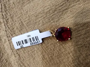 تجریه خرید آویز گردنبند طلا 18 عیار زنانه تاج مدل A121