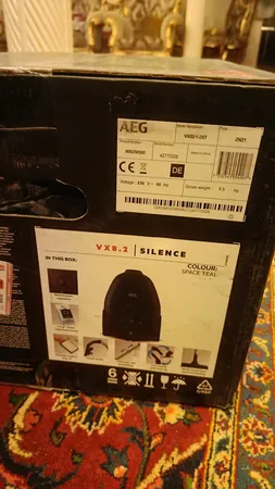 جاروبرقی 2200 وات آ ا گ مدل VX82-1-ÖKO