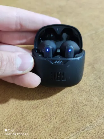 هدفون بلوتوثی جی بی ال مدل Tune Flex