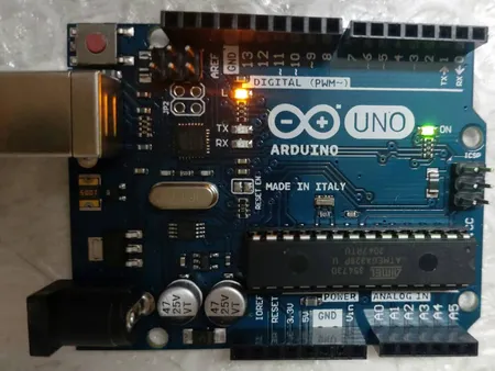 برد آردوینو UNO مدل R3