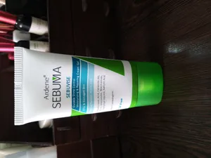 تجریه خرید کرم ژل ترمیم کننده آردن سبوما مناسب پوست های چرب حجم 40 میلی لیتر