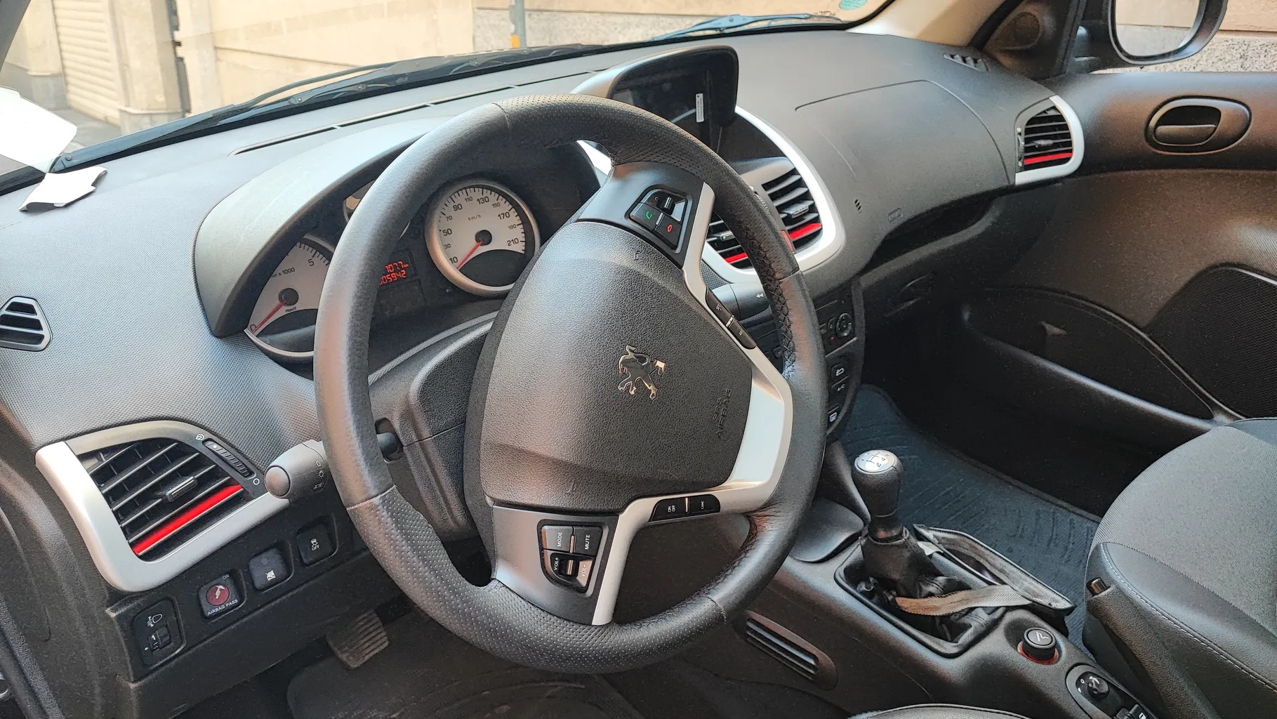 رد لاین چسبی سپر خودرو پهلوان کد MCP1 مناسب برای پژو 207