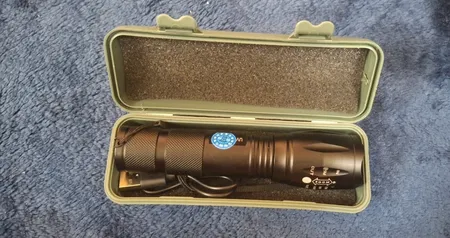 چراغ قوه دستی مدل  UV 30000W_ER