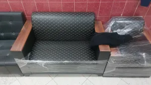 تجریه خرید مبل انتظار 4 نفره مدل چرم گلدوزی دسته وکیوم کد 103