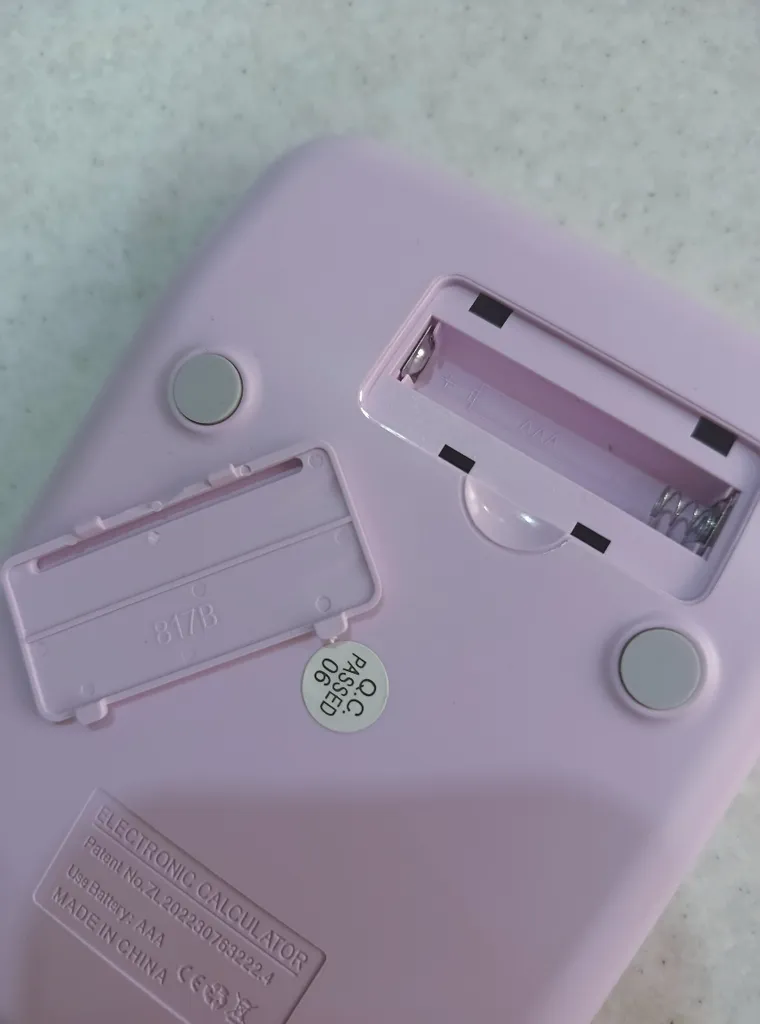 ماشین حساب مدل RZ.817