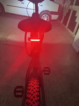 چراغ جلو و عقب دوچرخه مدل SB100