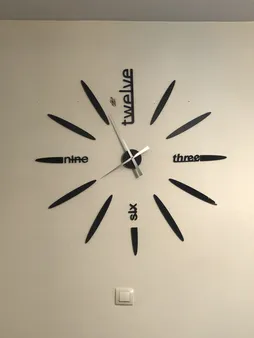 ساعت دیواری اِلِنسی مدل SM-016