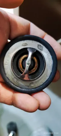 ترموستات رنو کد 985 مناسب برای ال90