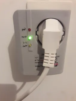 محافظ ولتاژ سارا مدل P156S