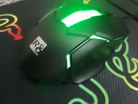 ماوس مخصوص بازی آر هشت مدل M1600