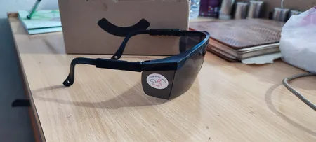 عینک جوشکاری مدل star uv 400