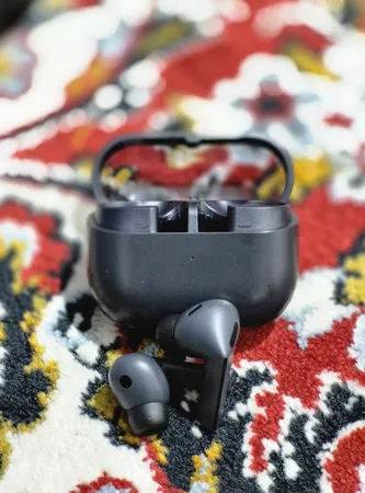 هدفون بلوتوثی سامسونگ مدل Galaxy Buds 3 FE