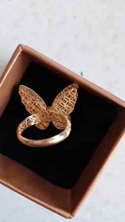 انگشتر طلا 18 عیار زنانه طلای مستجابی مدل پروانه سایز 56