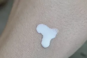 تجریه خرید کرم ضدآفتاب بدون رنگ برایت مکس SPF50 مدل آکوا فیوژن ‌مناسب انواع پوست، حجم 50 میلی‌لیتر