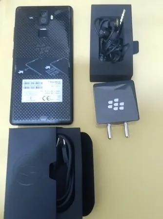 گوشی موبایل بلک بری مدل Evolve BBG100-1 دو سیم‌ کارت ظرفیت 64 گیگابایت