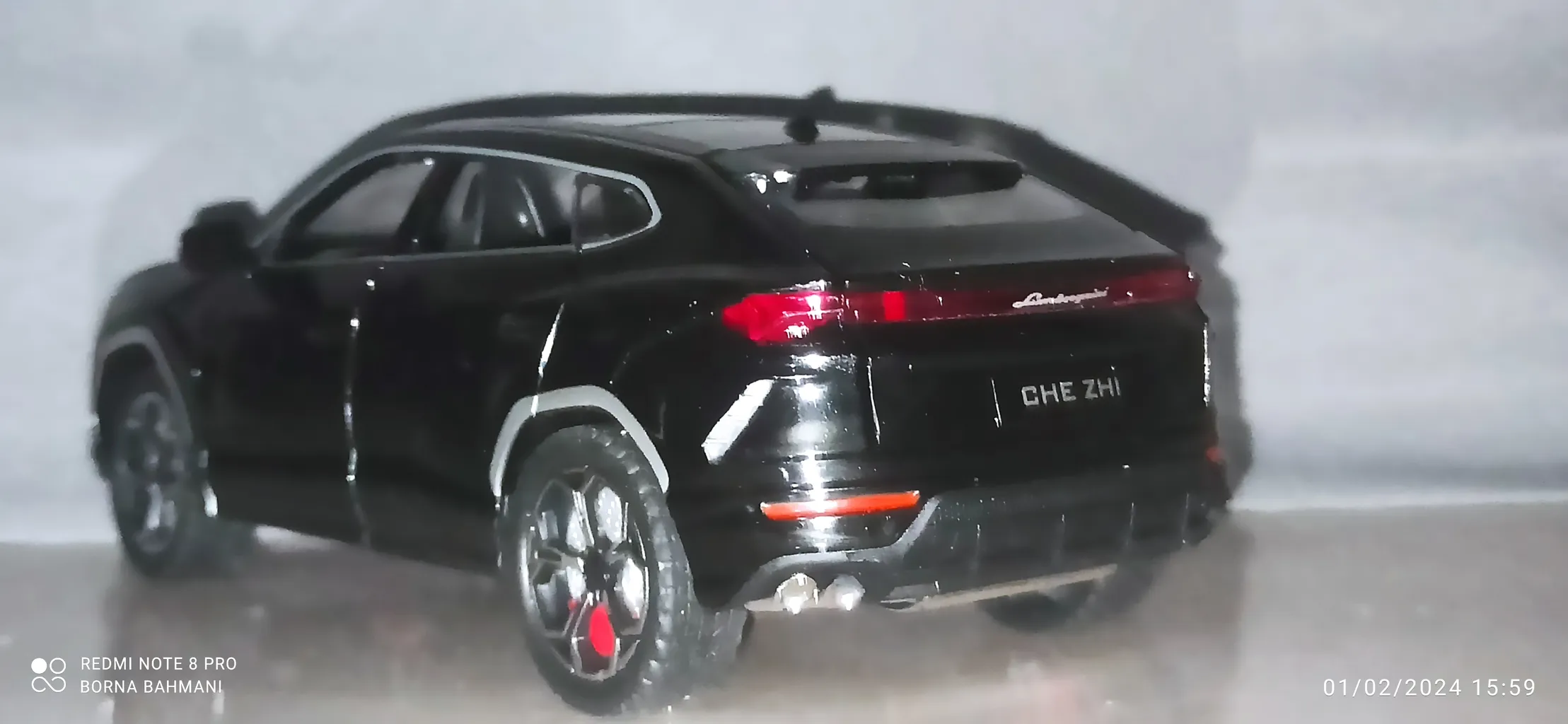 ماکت ماشین چه ژی مدل Lamborghini Urus