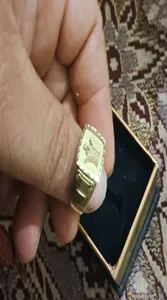 تجریه خرید انگشتر طلا 18 عیار مردانه طلای مستجابی مدل تاج کد T472 سایز 64 به همراه 50 سوت هدیه طلا