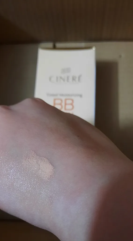 کرم پودر BB سينره مدل Light حجم 50 میلی لیتر