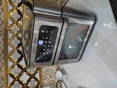 هواپز 12 لیتری بلک اند دکر مدل AOF-100-B5