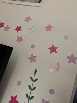 استیکر دیواری کودک باروچین مدل ستاره های صورتی مجموعه 45 عددی