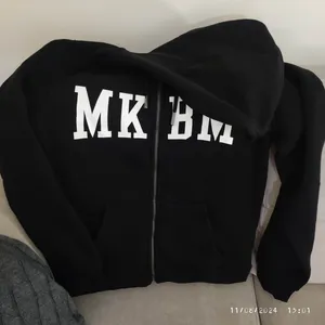 تجریه خرید سویشرت زنانه ام کا بی ام مدل Vest