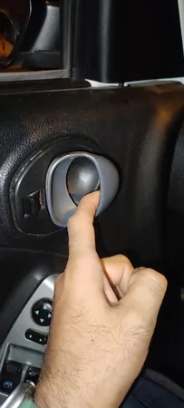 دستگیره در بازکن داخلی راست خودرو مدل فلزی مناسب برای کوییک