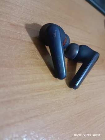 هدفون بلوتوثی انکر مدل SoundCore Liberty Air 2 Pro