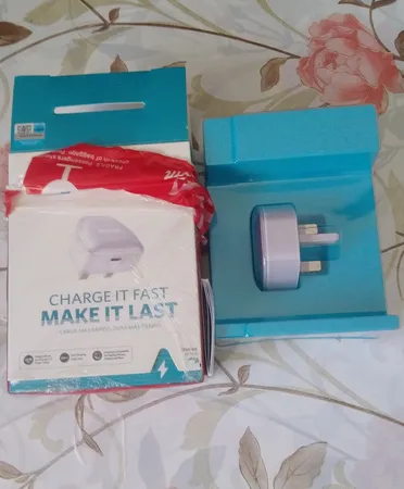 شارژر دیواری انکر مدل PowerPort III Nano-20W Fast Charger