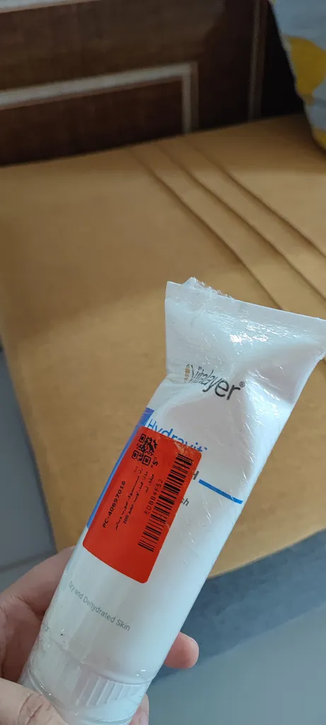 ژل شستشو صورت آی پلاس مدل ACNE-CONTROL حجم 150 میلی لیتر