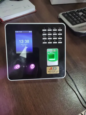 دستگاه حضور و غیاب مدل FS400