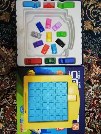 بازی فکری فکرانه مدل car out