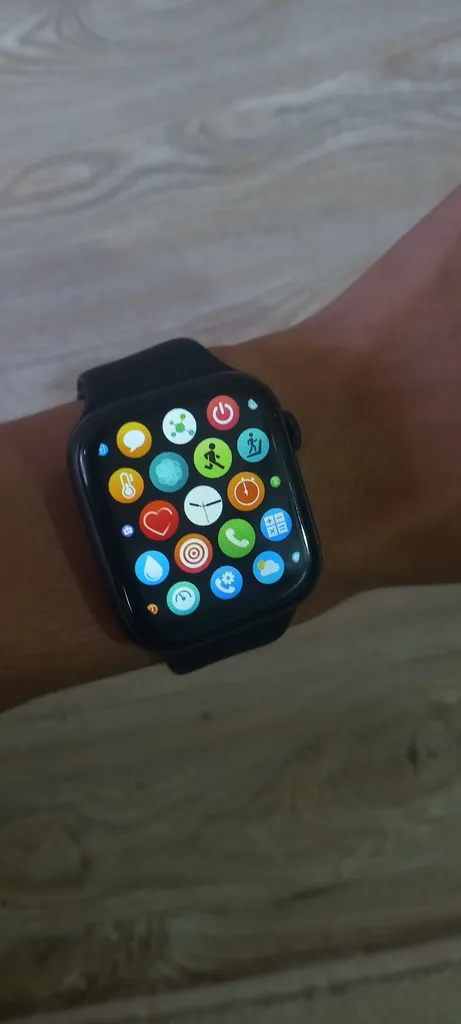 ساعت هوشمند مدل HW16