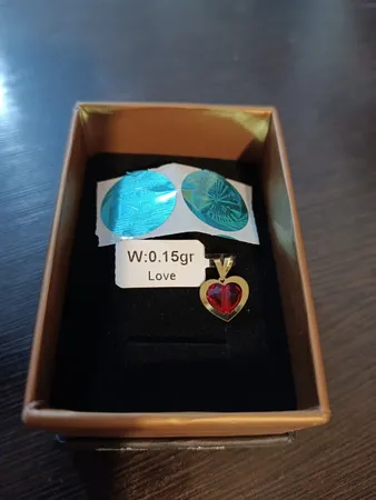 آویز گردنبند طلا 18 عیار زنانه ناریا مدل A-01