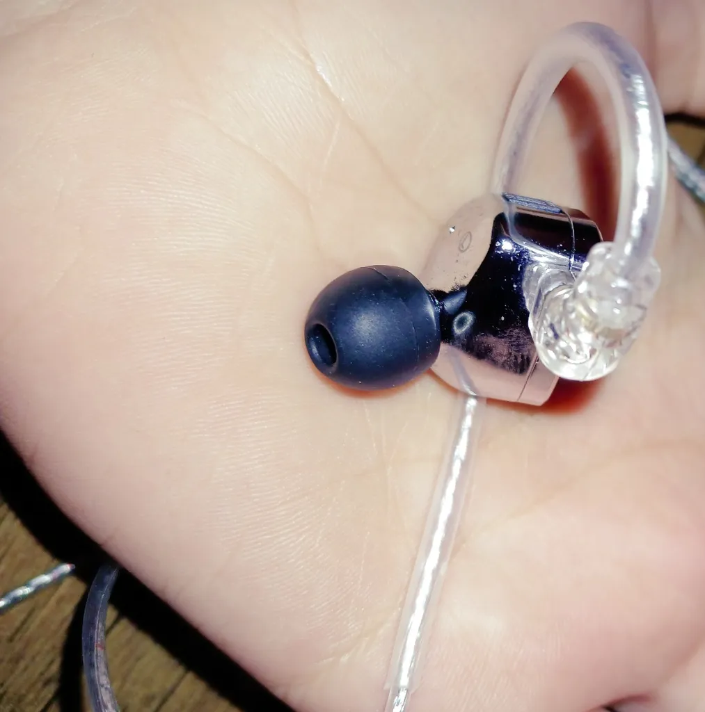 هندزفری کیو کی زد مدل ODIN