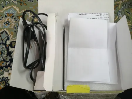 مینی ویدئو پروژکتور آیریور مدل S40 MAX به همراه دسته بازی