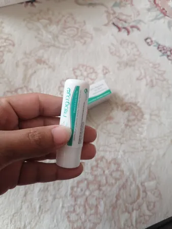 بالم لب هیدرودرم مدل 01