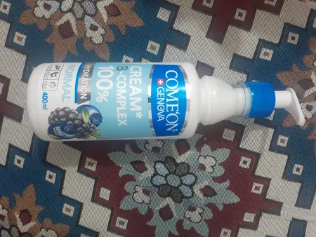 کرم مرطوب‌کننده کامان مدل Normal حجم 400 میلی‌لیتر