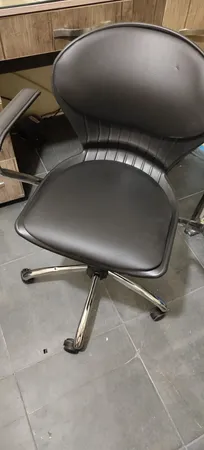 صندلی اداری مدل B201