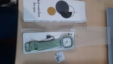 ساعت مچی عقربه ای دخترانه بولون مدل 01