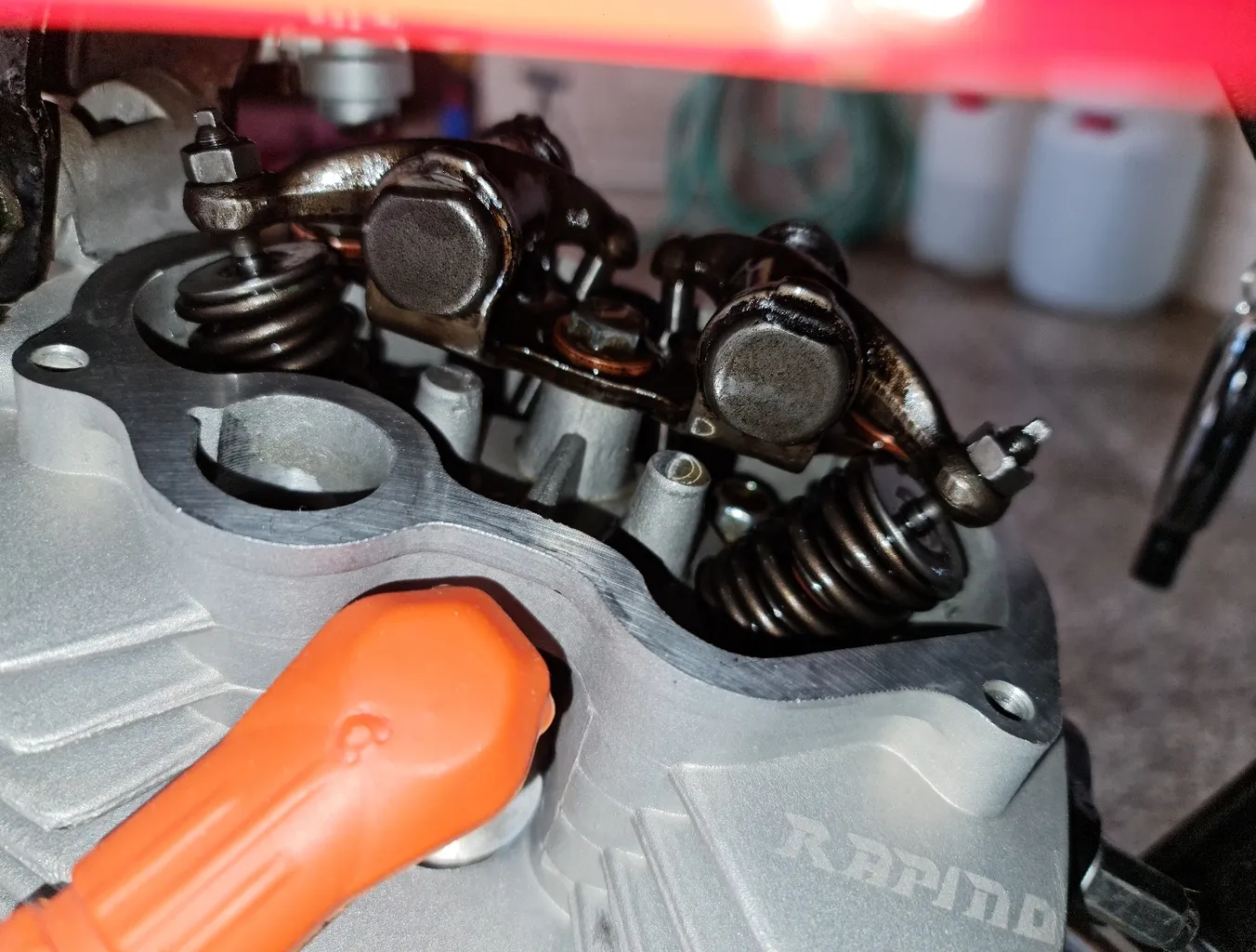 روغن موتور سیکلت تمام سنتتیک بوش مدل SN 20W-50 حجم 1 لیتر