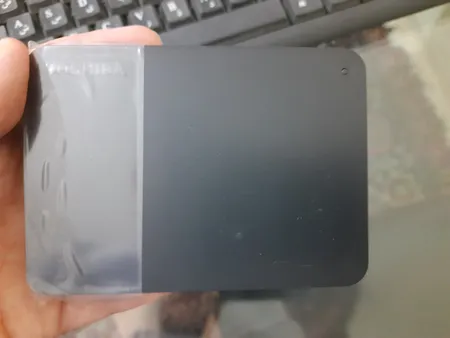 هارد اکسترنال توشیبا مدل Canvio Ready ظرفیت دو ترابایت دارای رابط USB Type-A 3.0