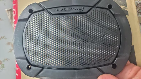 قاب اسپیکر خودرو پایونیر مدل Plas مناسب برای سایز 6x9 اینچ بسته دو عددی